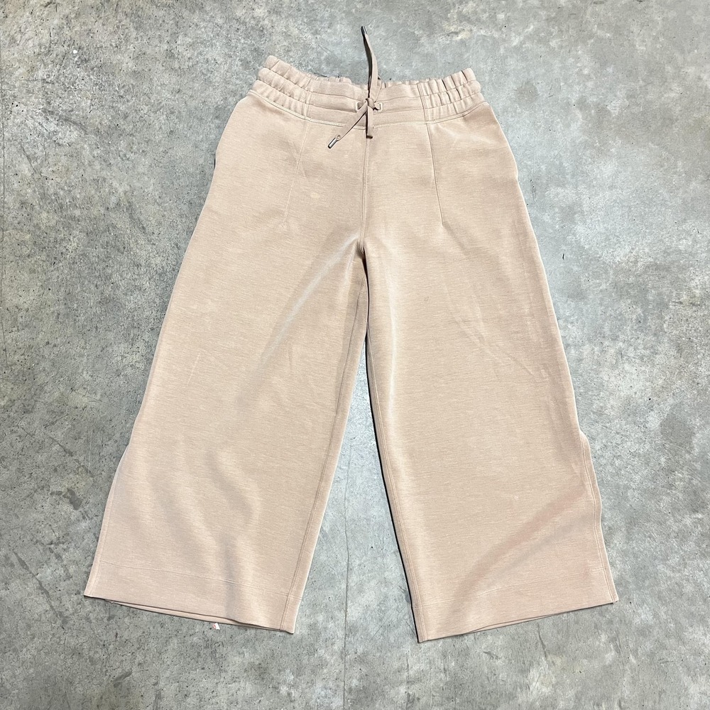 Lululemon Loungeful Wide Leg Pants Womens 6 Beige Knit Yoga High Rise Cropped